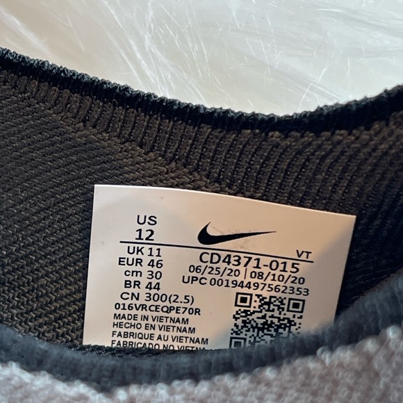 Men’s Nike size 12 - Picture 7 of 8